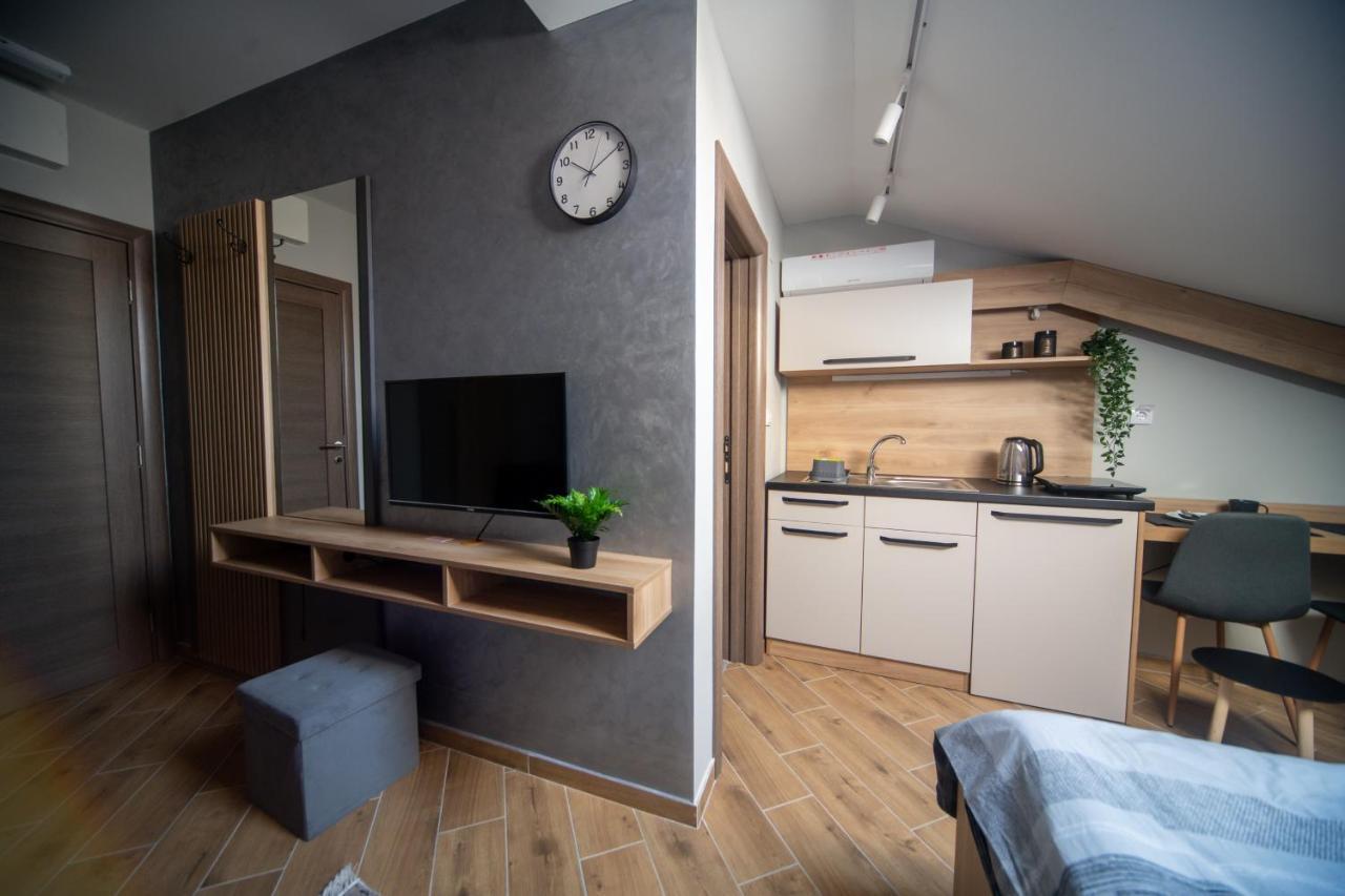 Manoir Apartments City Center Novi Sad Exterior photo